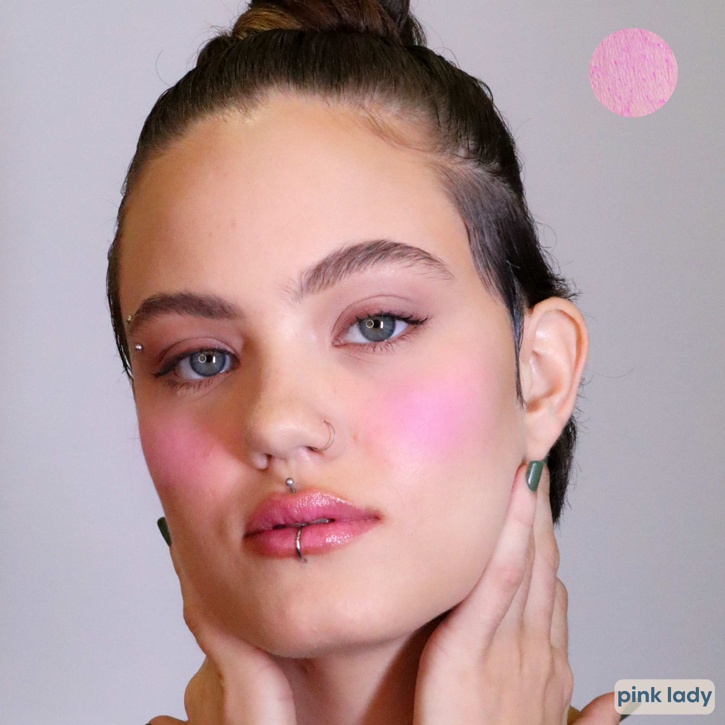 BLUSH COMPACTO